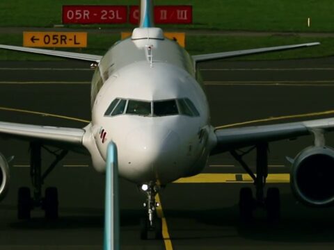 duesseldorf flughafen ankunft un