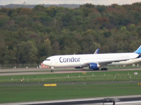 flugzeug start condor thomas coo