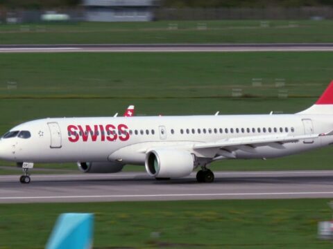 flugzeuge auf flughafen duesseld