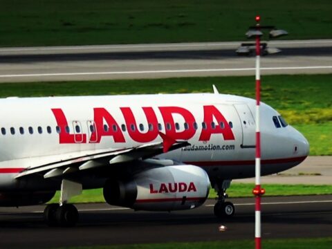 flugzeuge auf duesseldorf flugha