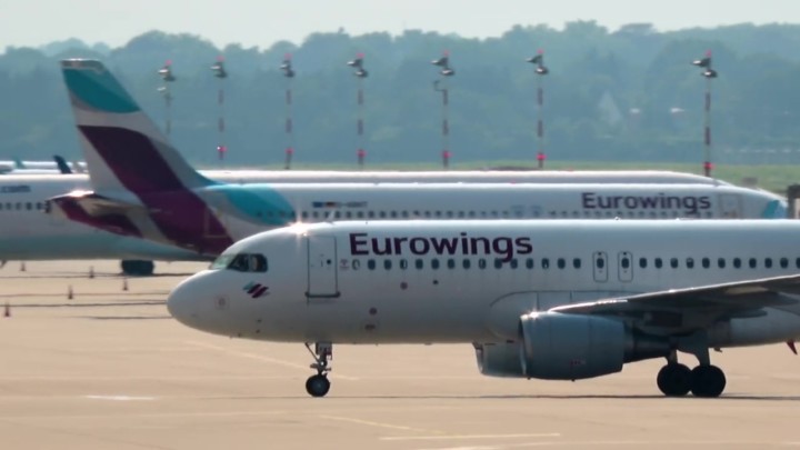 Eurowings Flugzeuge in Düsseldorf